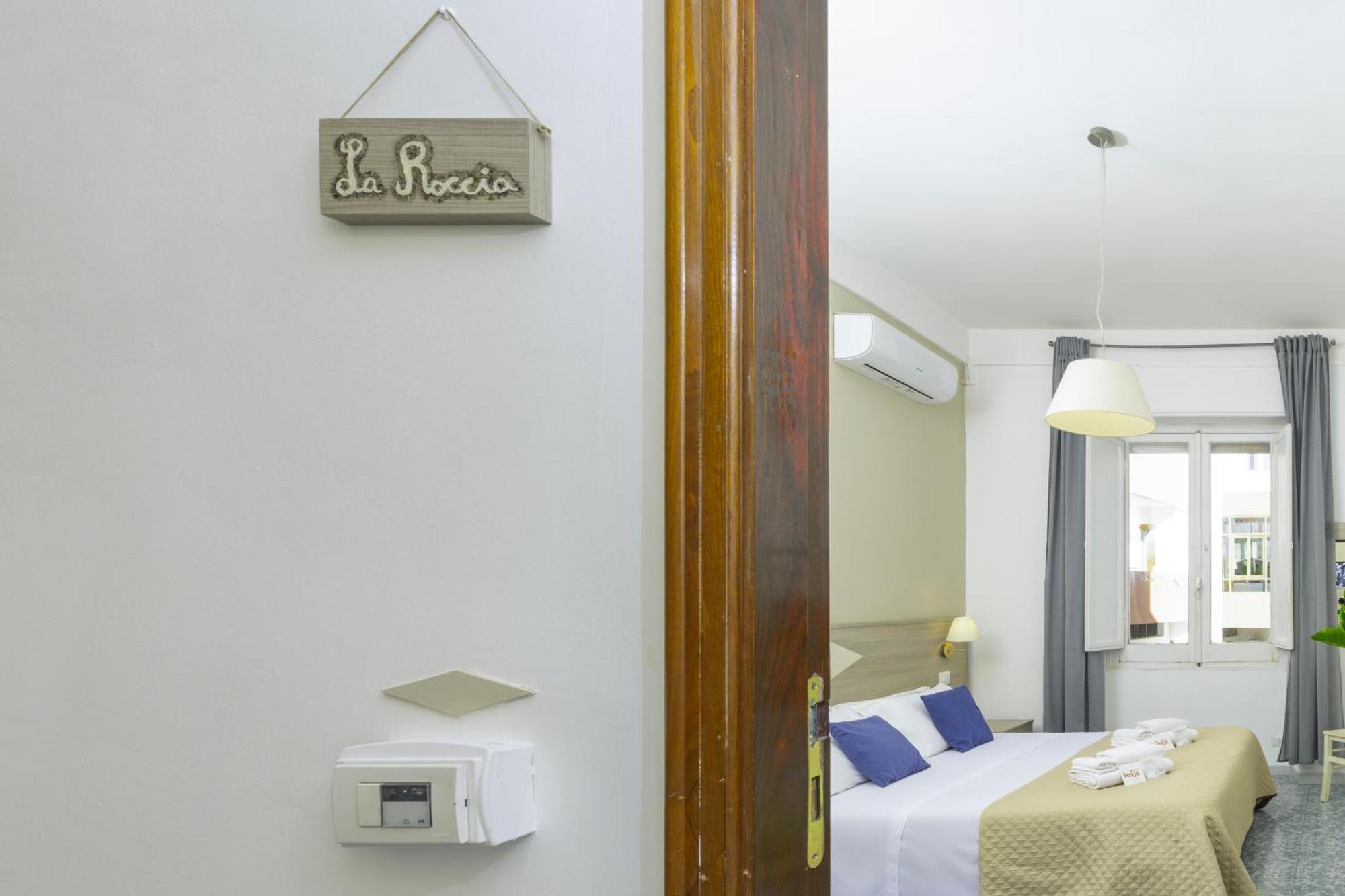 Kalie Rooms Guest House Cagliari Exterior foto